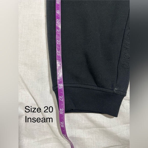New Lululemon Scuba High-Rise Jogger *Fleece 28" !!! - Picture 6 of 11